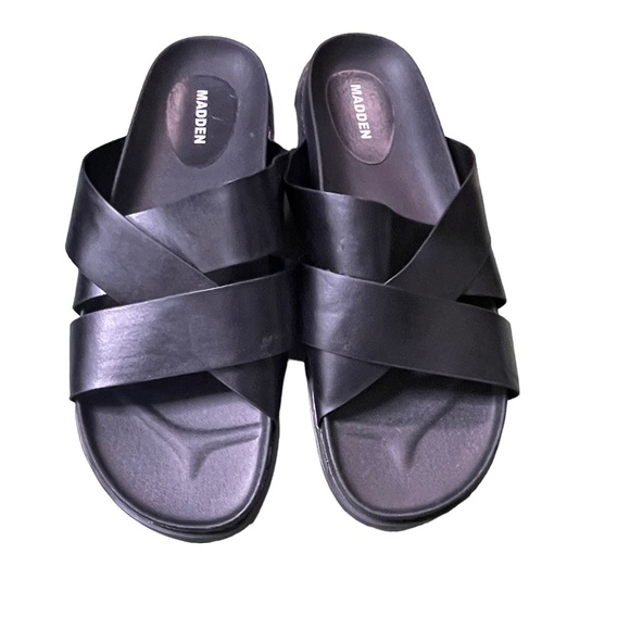 Madden slide sandals size 11.5 main image 5